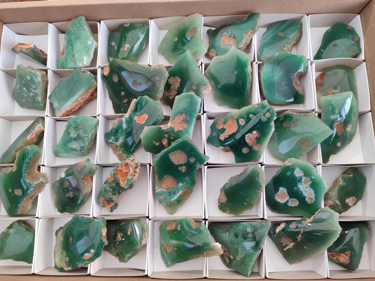 Polished on One Side Mtorolite Chrysoprase Slices x 35 From Mutorashanga, Zimbabwe - Toprock Gemstones and Minerals 