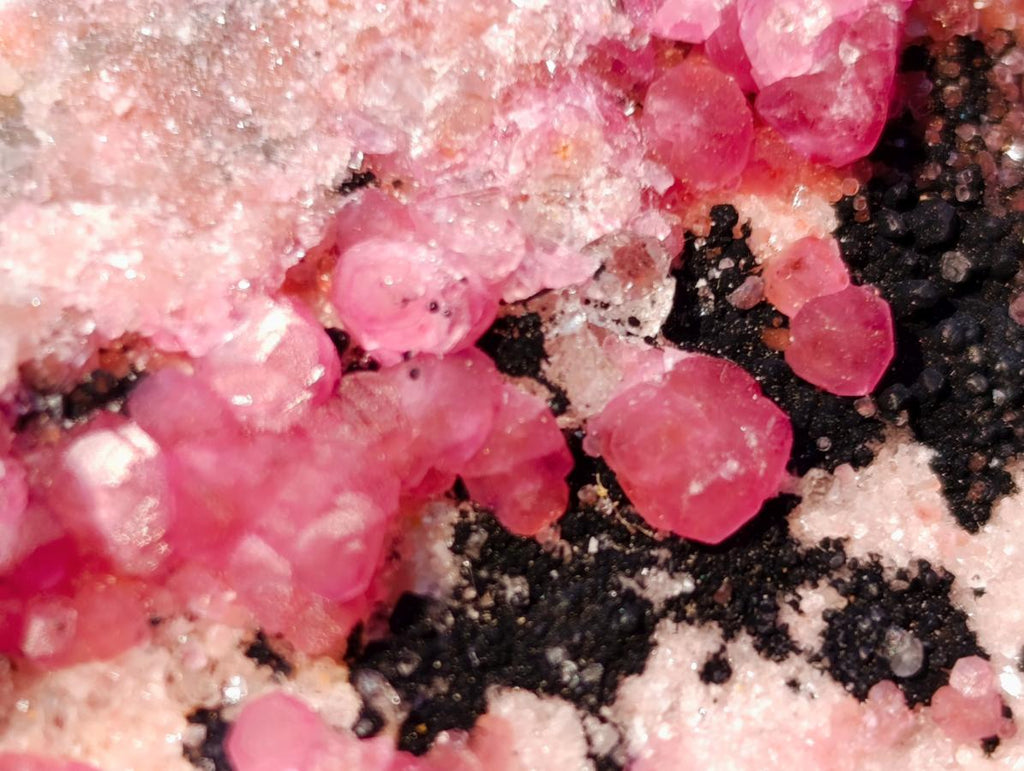 Natural Spherocobaltite Specimens with Heterogenite x 6 From Musonoi Mine, Congo - Toprock Gemstones and Minerals 