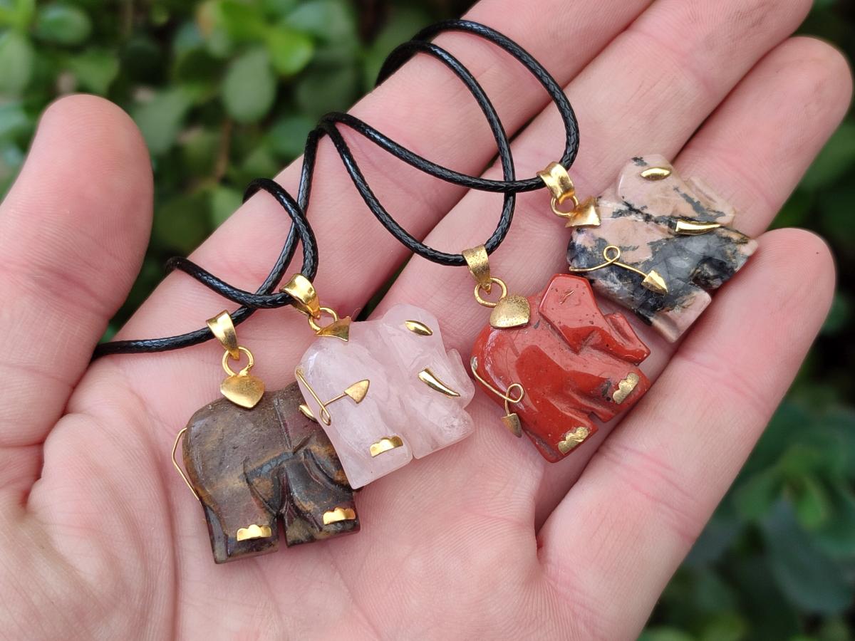 Hand Made Mini Mixed Multi Mineral Elephant Necklaces x 23 From Madagascar - Toprock Gemstones and Minerals 
