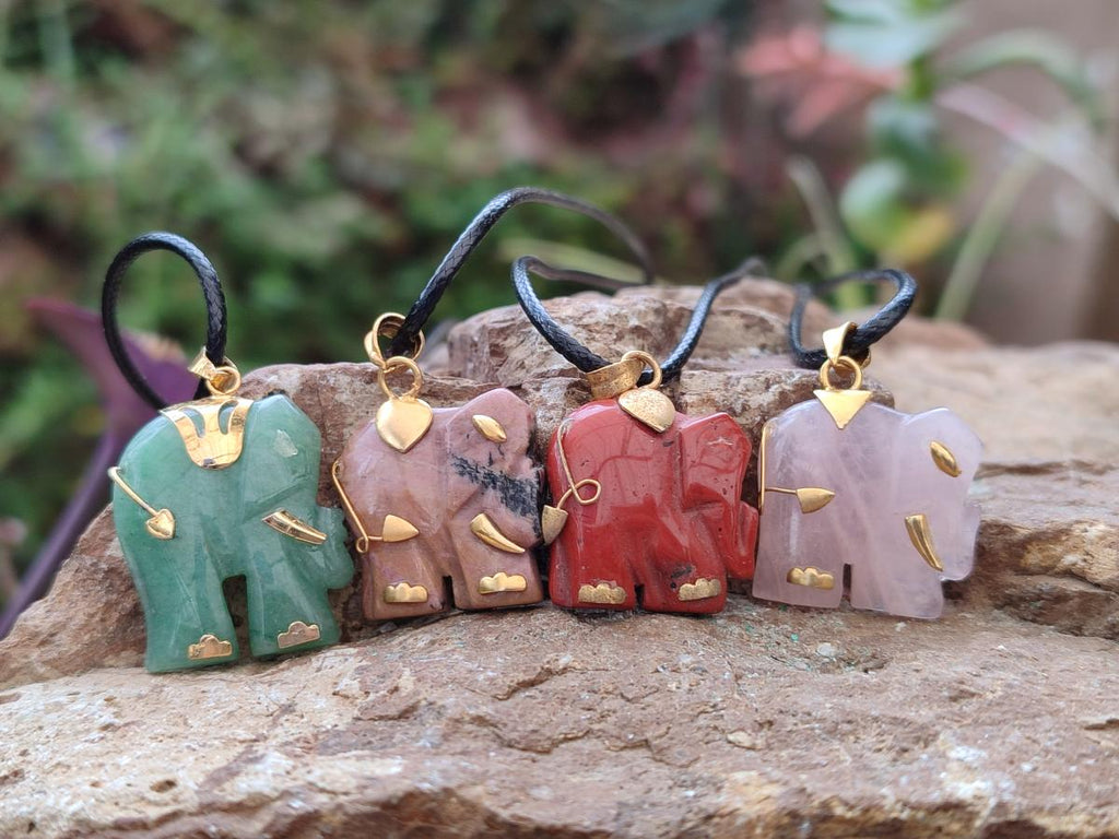 Hand Made Mini Mixed Multi Mineral Elephant Necklaces x 23 From Madagascar - Toprock Gemstones and Minerals 