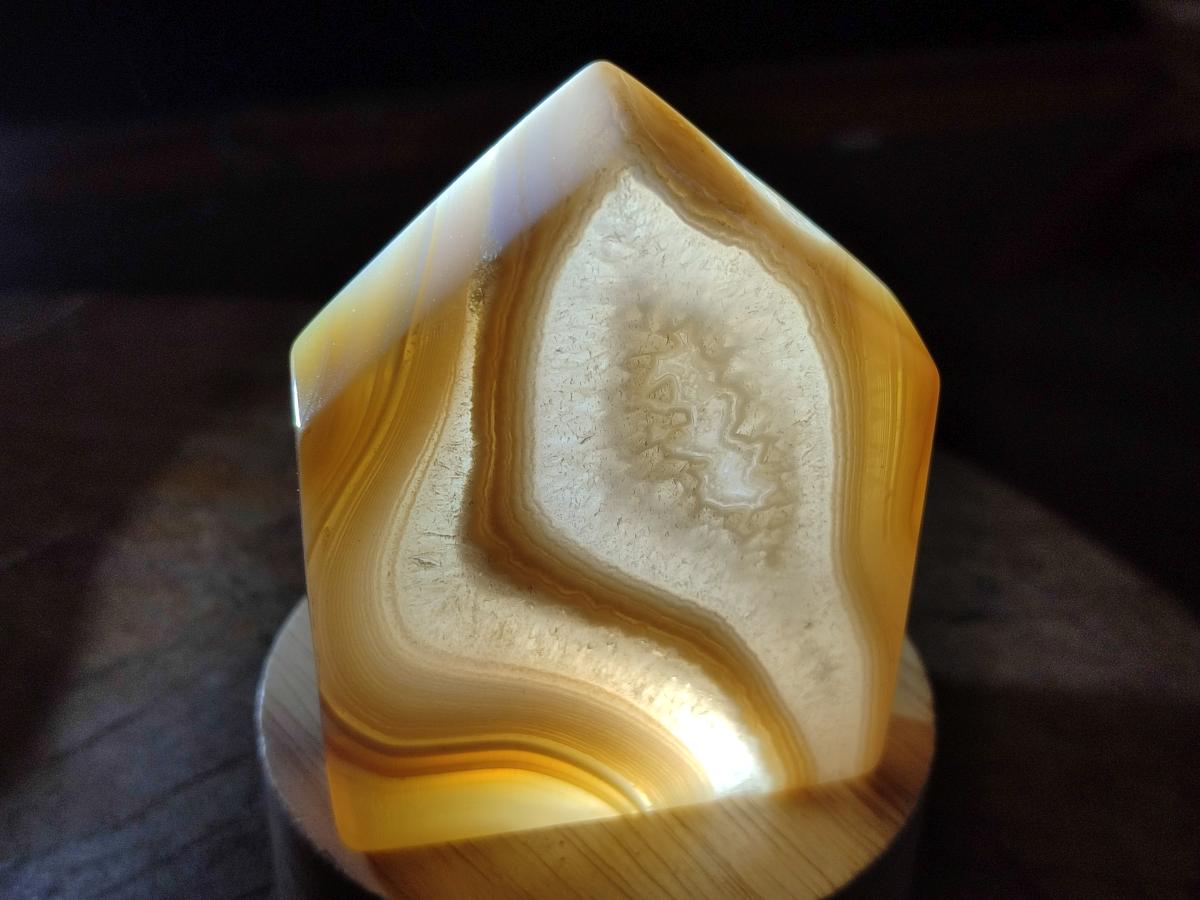 Polished Banded Agate House Shaped Slices x 12 From Madagascar - Toprock Gemstones and Minerals 