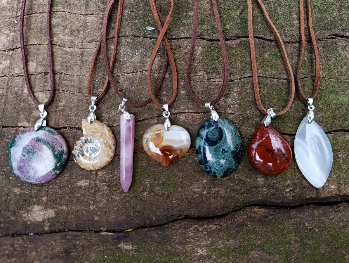 Hand Made Mixed Multi Mineral Necklaces x 20 From Madagascar - Toprock Gemstones and Minerals 