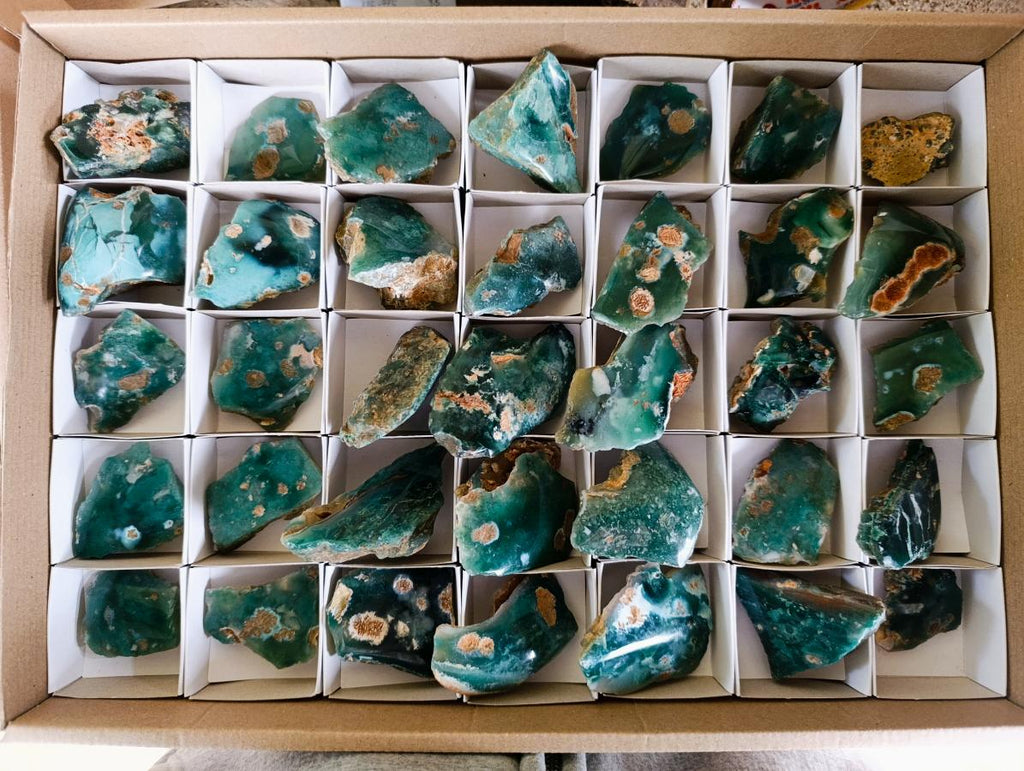 Polished One Side Mtorolite Chrysoprase Slices x 35 From Mutorashanga, Zimbabwe - Toprock Gemstones and Minerals 