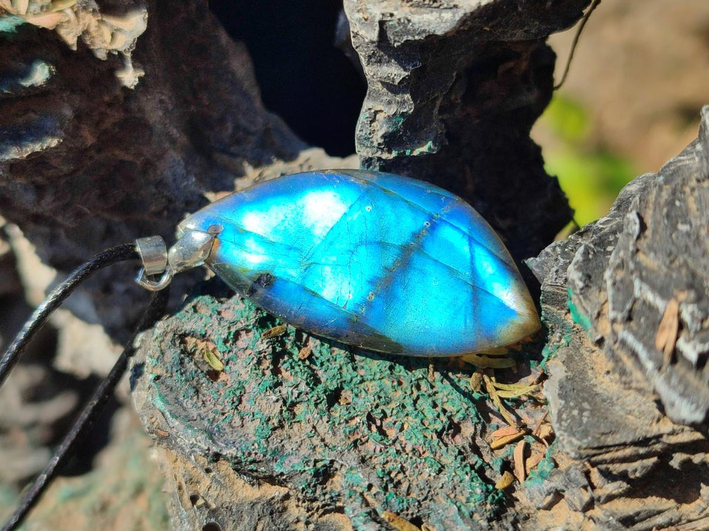 Hand Made Labradorite Necklaces x 12 From Madagascar - Toprock Gemstones and Minerals 