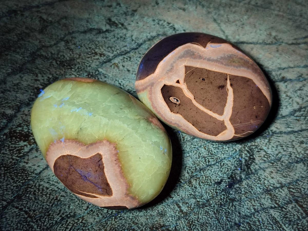 Polished Mixed Multi Mineral Galets x 24 From Southern Africa - Toprock Gemstones and Minerals 