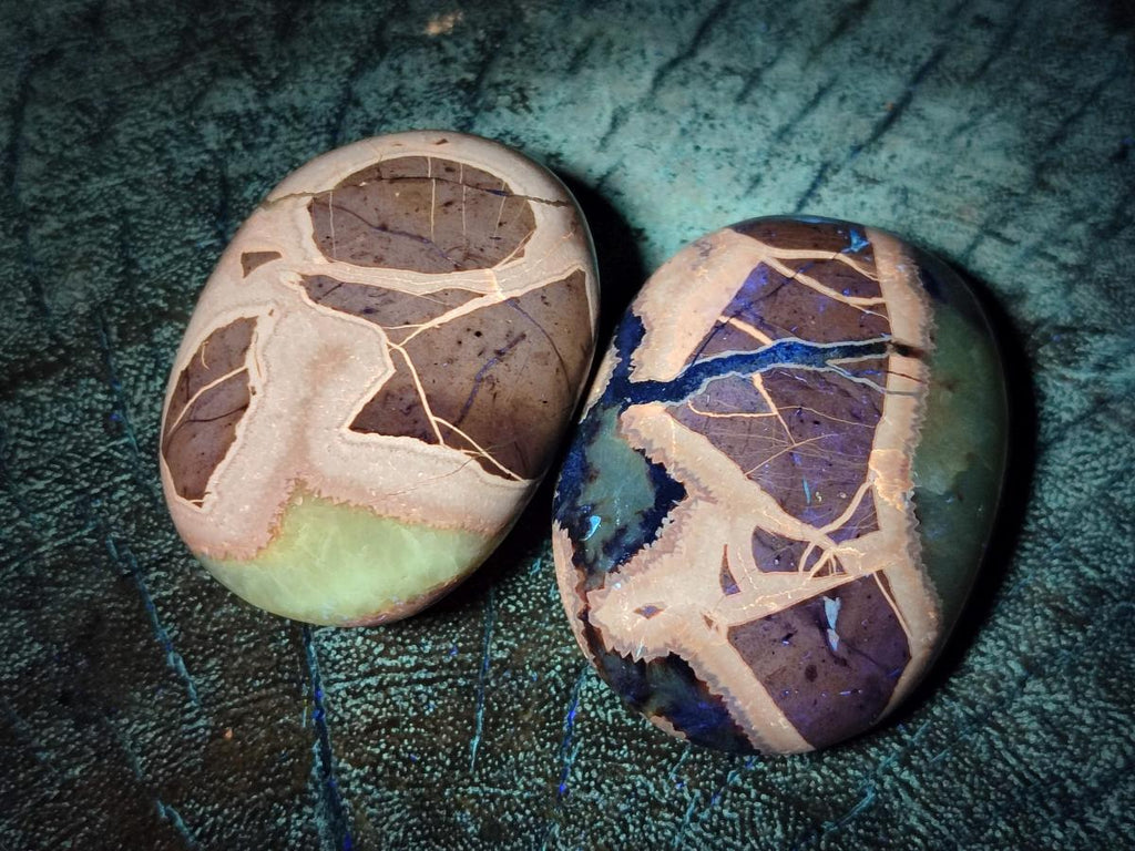 Polished and Natural Mixed Multi Mineral Galets x 24 From Madagascar - Toprock Gemstones and Minerals 