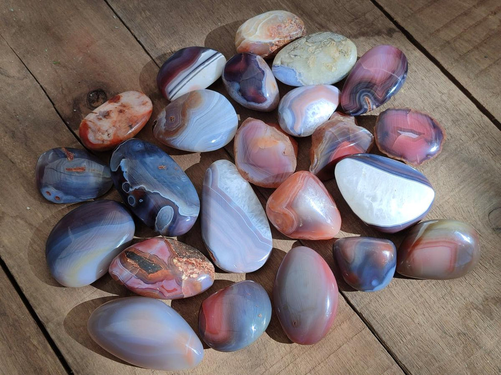 Polished Red Shashe River Agate Galets x 28 From Shashe River, Zimbabwe - Toprock Gemstones and Minerals 
