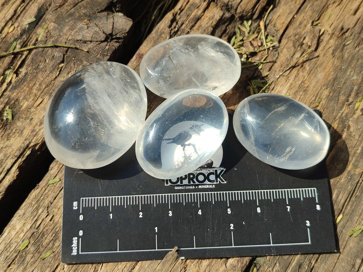 Polished Girasol Pearl Quartz Jewellery Size Free Forms x 35 From Ambatondrazaka, Madagascar