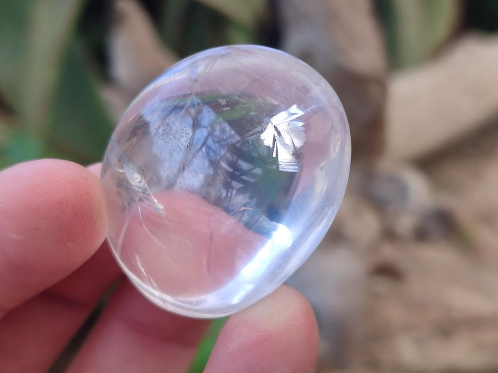 Polished Girasol Pearl Quartz Jewellery Size Free Forms x 35 From Ambatondrazaka, Madagascar