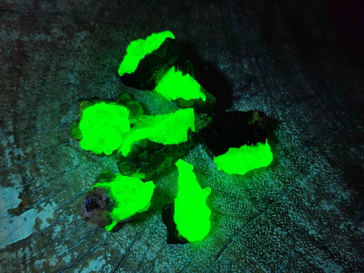 Natural Rare Hyalite Opal Specimens with Associated Minerals x 70 From Namibia