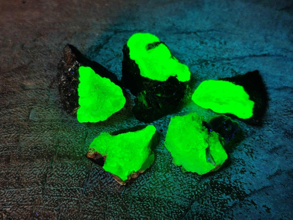 Natural Rare Hyalite Opal Specimens with Associated Minerals x 70 From Namibia