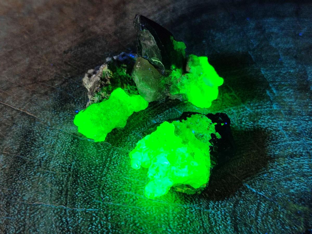 Natural Rare Hyalite Opal Specimens with Associated Minerals x 70 From Namibia