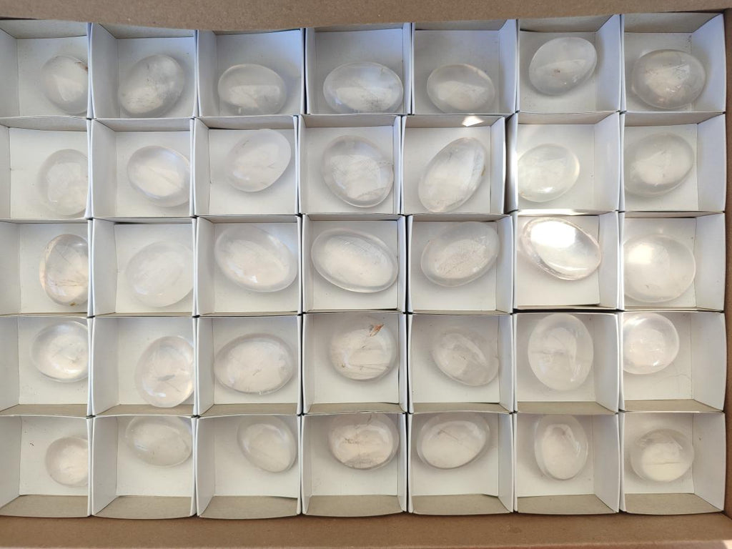 Polished Girasol Pearl Quartz Jewellery Size Galets x 35 From Ambatondrazaka, Madagascar