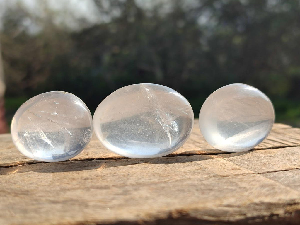 Polished Girasol Pearl Quartz Jewellery Size Galets x 35 From Ambatondrazaka, Madagascar