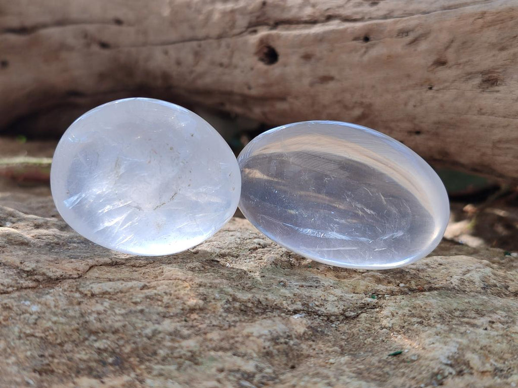 Polished Girasol Pearl Quartz Jewellery Size Galets x 35 From Ambatondrazaka, Madagascar