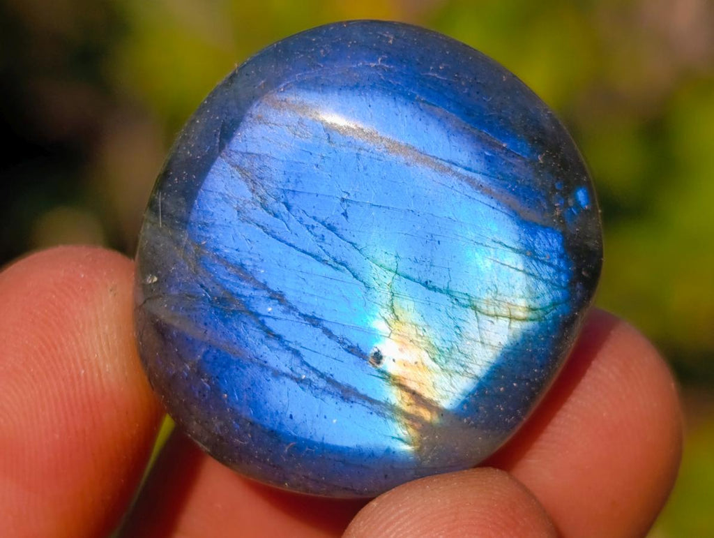 Polished Rounded Labradorite Jewellery Size Free Forms x 70 From Madagascar - Toprock Gemstones and Minerals 