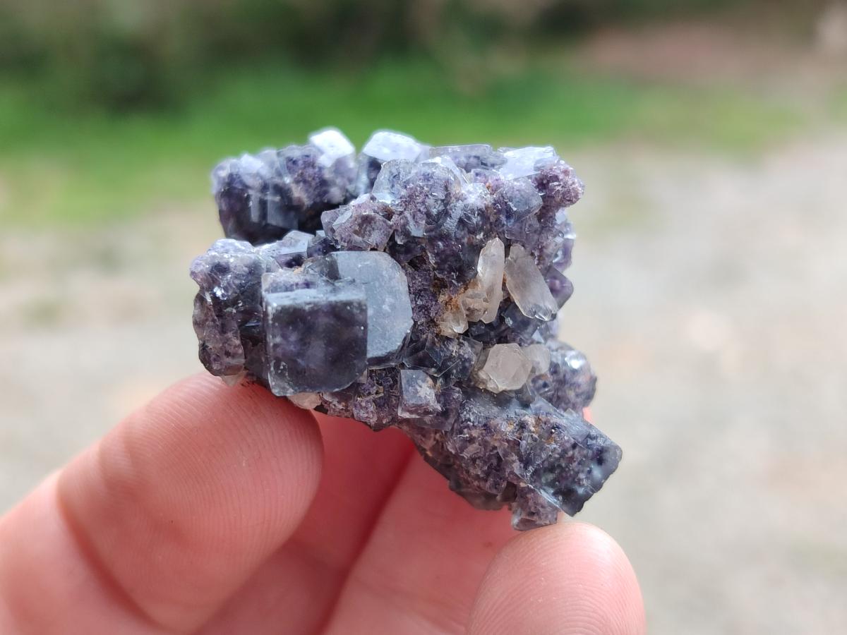 Natural MIni Mix of Mineral Specimens x 90 From Erongo, Namibia - Toprock Gemstones and Minerals 