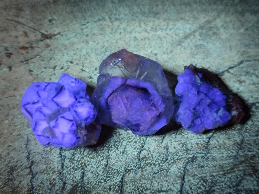 Natural MIni Mix of Mineral Specimens x 90 From Erongo, Namibia - Toprock Gemstones and Minerals 