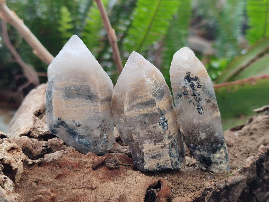 Natural MIni Mix of Mineral Specimens x 90 From Erongo, Namibia - Toprock Gemstones and Minerals 