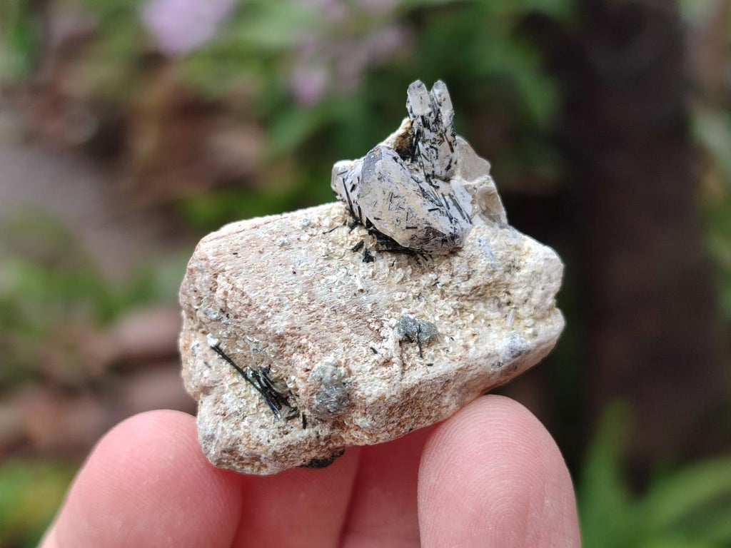Natural Mix of Mineral Specimens x 1,7 Kg Lot From Erongo, Namibia - Toprock Gemstones and Minerals 