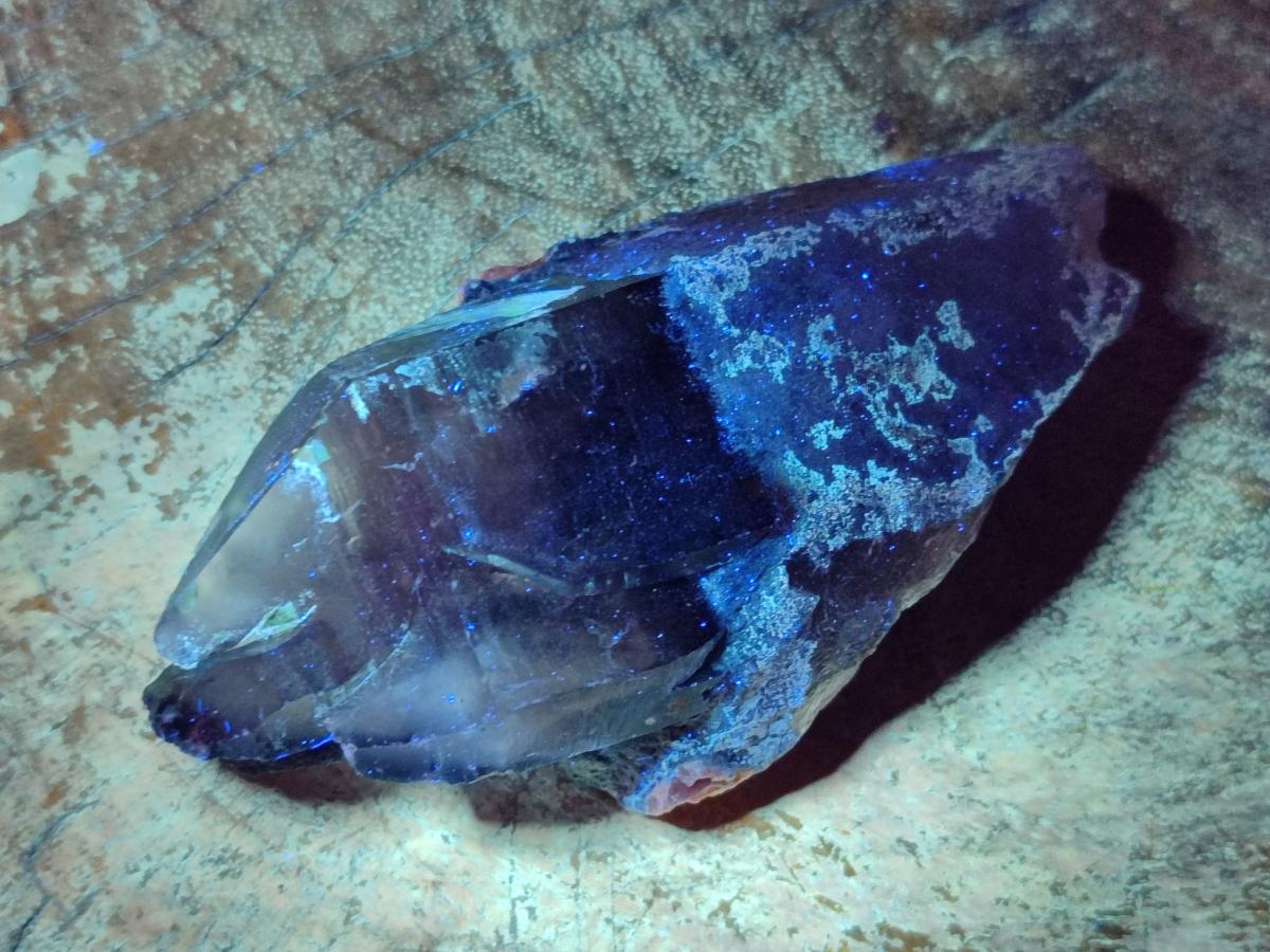 Natural Mix of Mineral Specimens x 25 From Erongo, Namibia - Toprock Gemstones and Minerals 