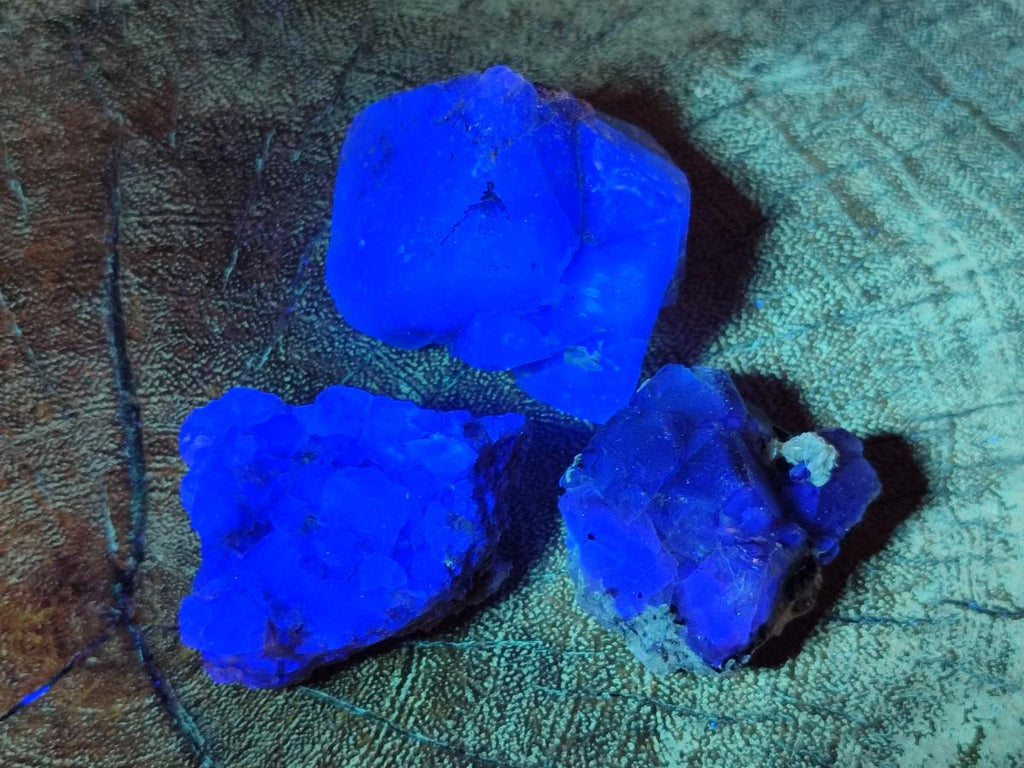 Natural Mix of Mineral Specimens x 25 From Erongo, Namibia - Toprock Gemstones and Minerals 