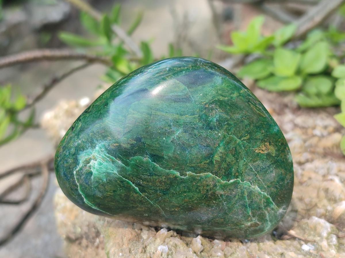 Polished Chrome Verdite Gemstone Galets  x 12 From Zimbabwe