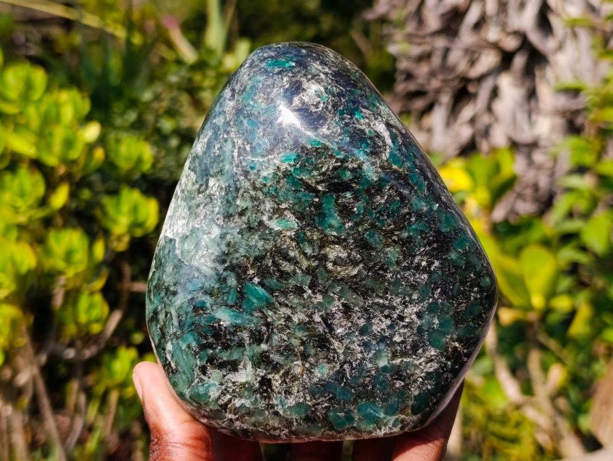 Polished Large Emerald Mica 'Mutokolite' Standing Display Piece x 1 From Mutoko, Zimbabwe