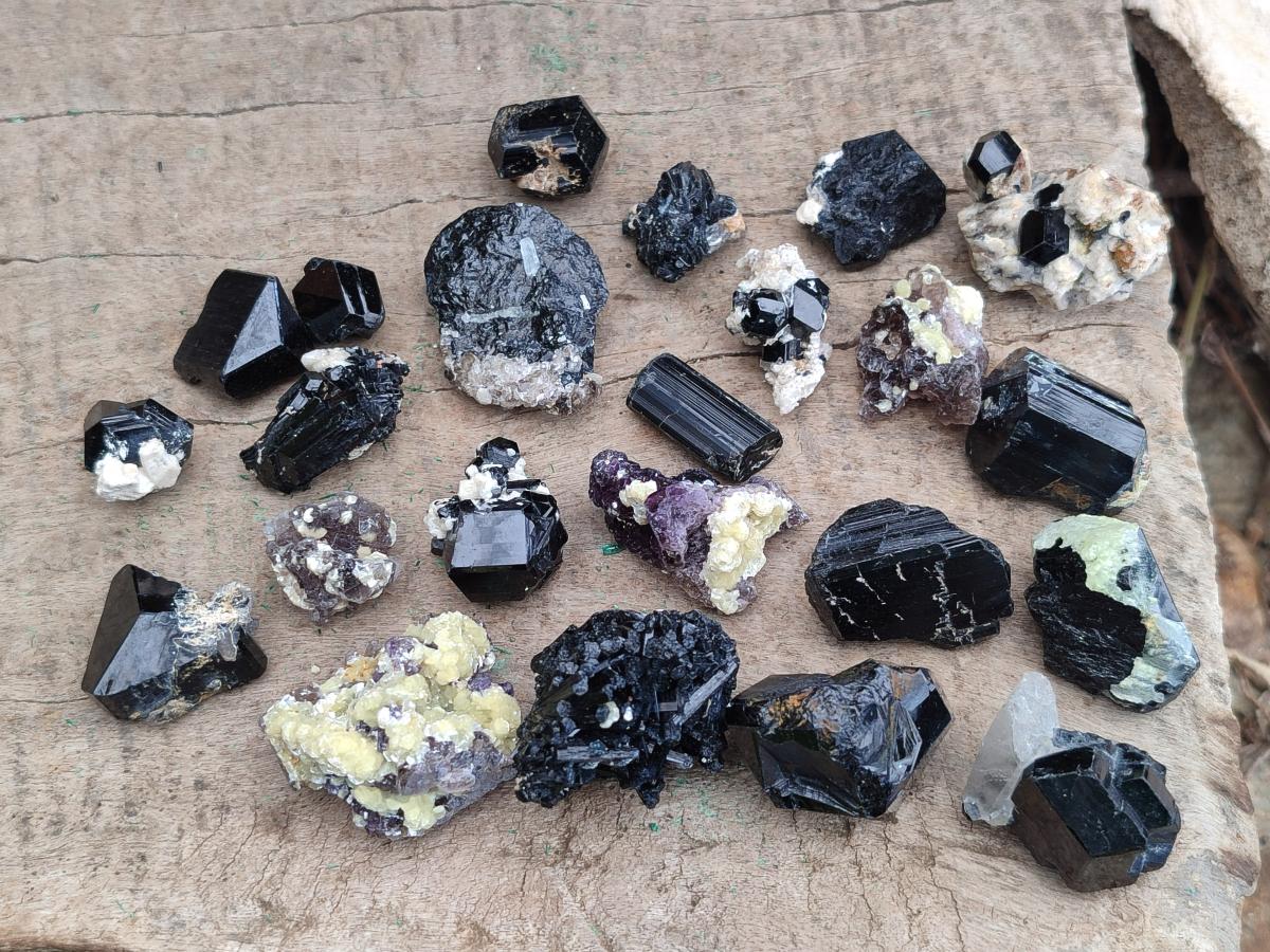 Natural Mix of Mineral Specimens x 49 From Erongo, Namibia - Toprock Gemstones and Minerals 
