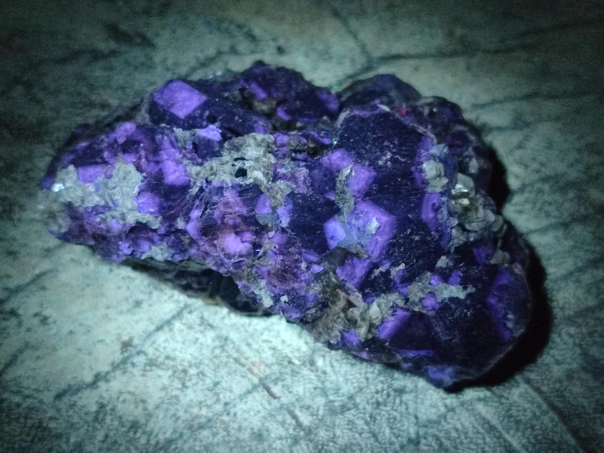 Natural Mix of Mineral Specimens x 27 From Erongo, Namibia - Toprock Gemstones and Minerals 
