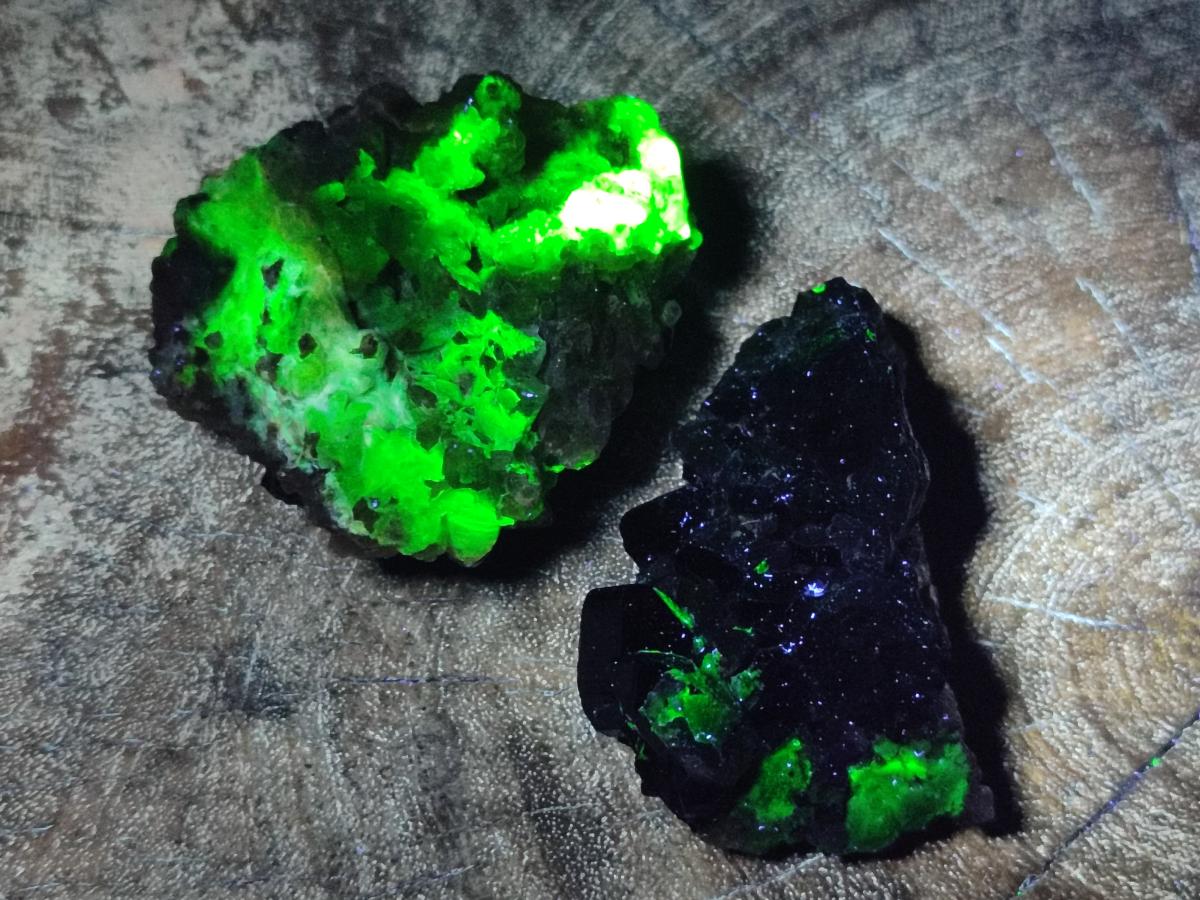 Natural Mix of Mineral Specimens x 27 From Erongo, Namibia - Toprock Gemstones and Minerals 