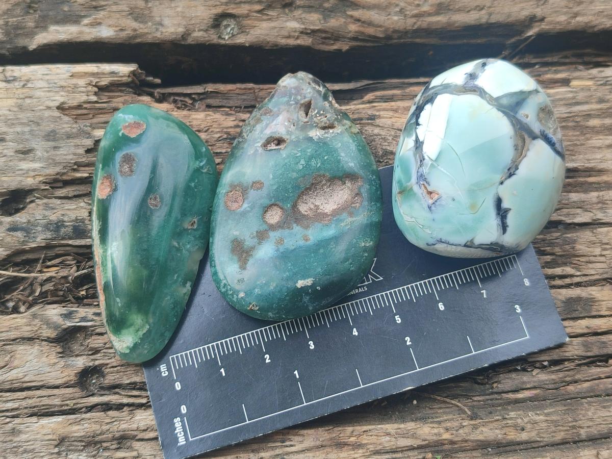 Polished and Natural Mtorolite Free Forms x 27 From Mutorashanga, Zimbabwe - Toprock Gemstones and Minerals 