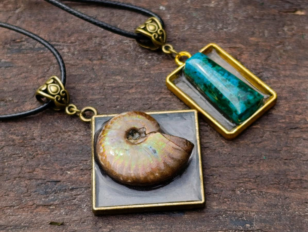 Hand Made Mix of Minerals Necklaces x From Southern Africa - Toprock Gemstones and Minerals 