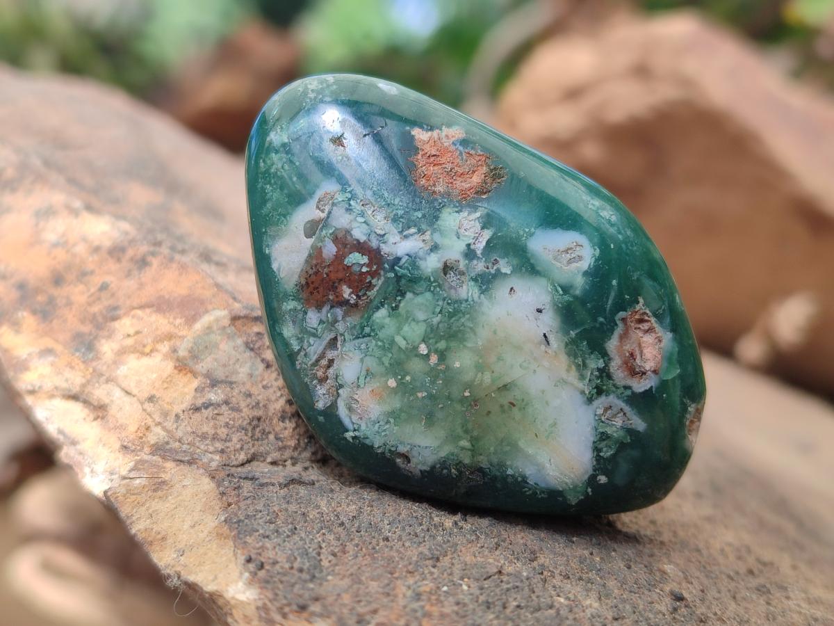 Polished and Natural Mtorolite Palm Stones x 12 From Mutorashanga, Zimbabwe