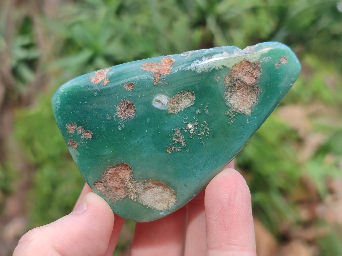 Polished and Natural Mtorolite Palm Stones x 12 From Mutorashanga, Zimbabwe