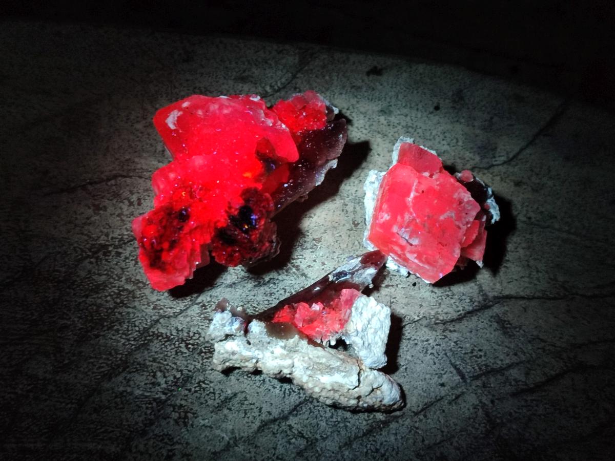 Natural Stacked Rhombohedral Calcite Specimens with Spearhead Stems x 35 From Albert's Mountain, Lesotho