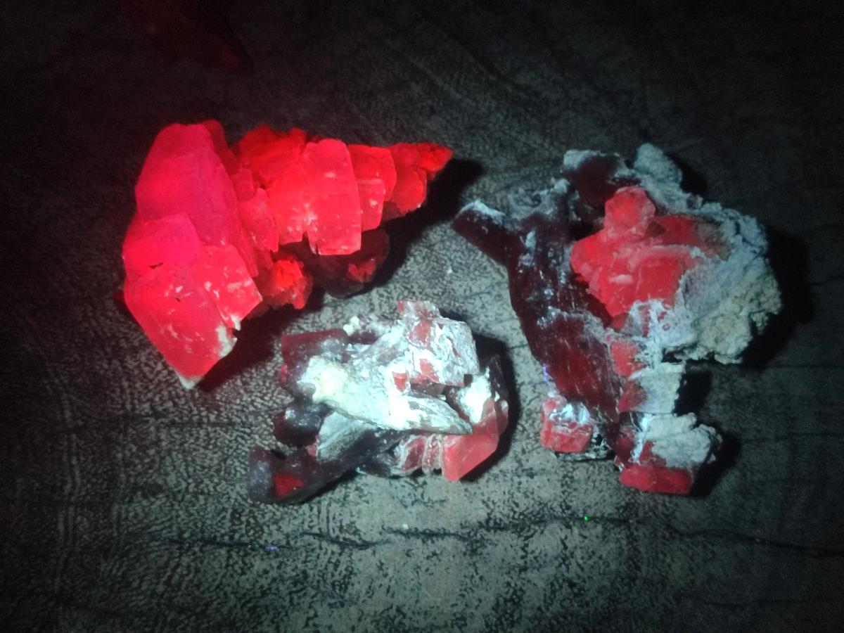 Natural Rhomboherdral and Spearhead Calcite Specimens x 24 From Albert's Mountain, Lesotho - Toprock Gemstones and Minerals 