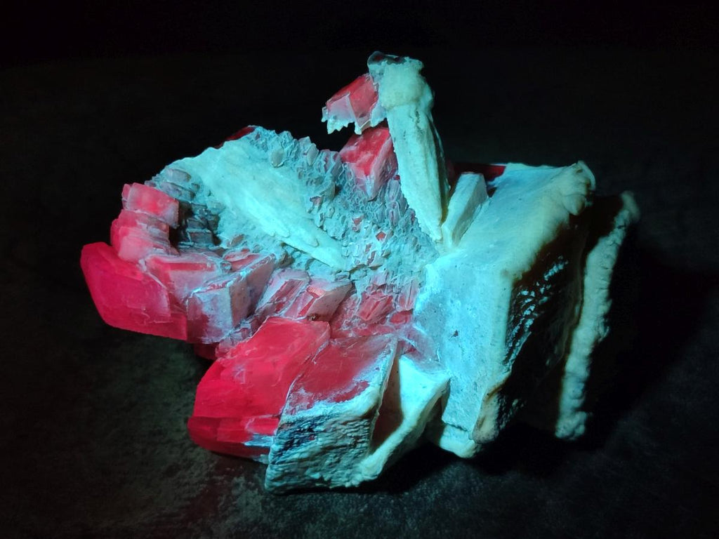 Natural Mix of Lesotho Calcite Specimens x 4 From Albert's Mountain, Lesotho - Toprock Gemstones and Minerals 