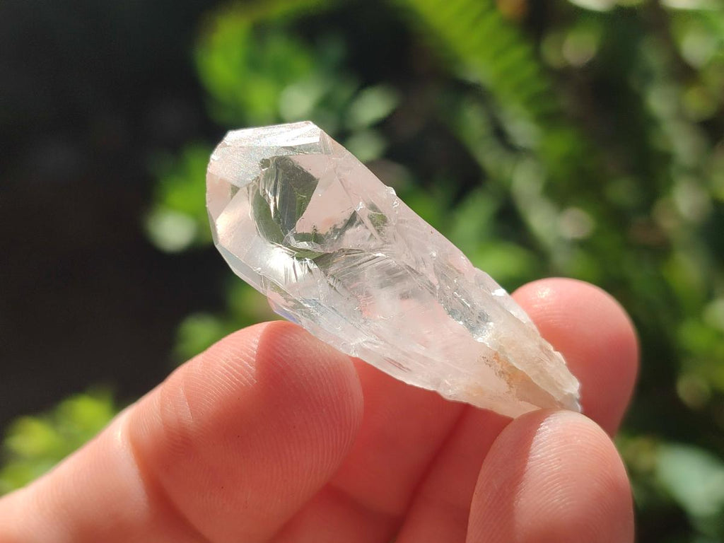 Natural Mine Run Clear Quartz Crystals x 2,38 Kg Lot From Ambatofinandrahana, Madagascar