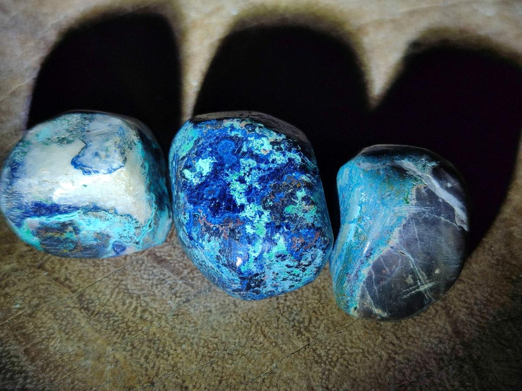 Polished Shattuckite Free Forms x 35 From Congo