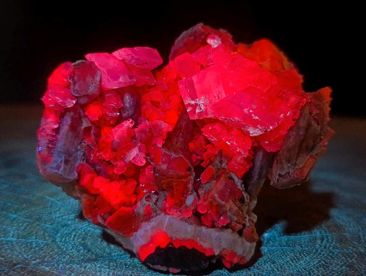 Natural Stacked Rhombohedral Calcite Specimens with Spearhead Sceptre Crystals and Phosphorus Aragonite x 1 From Albert's Mountain, Lesotho - Toprock Gemstones and Minerals 