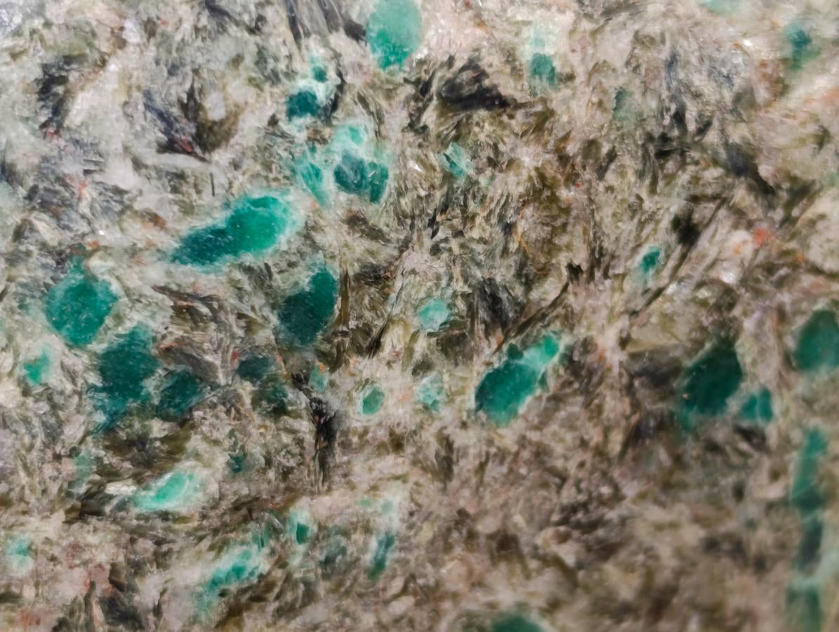 Polished Emerald Mica 'Mutokolite' Standing Display Pieces x 4 From Mutoko, Zimbabwe - Toprock Gemstones and Minerals 