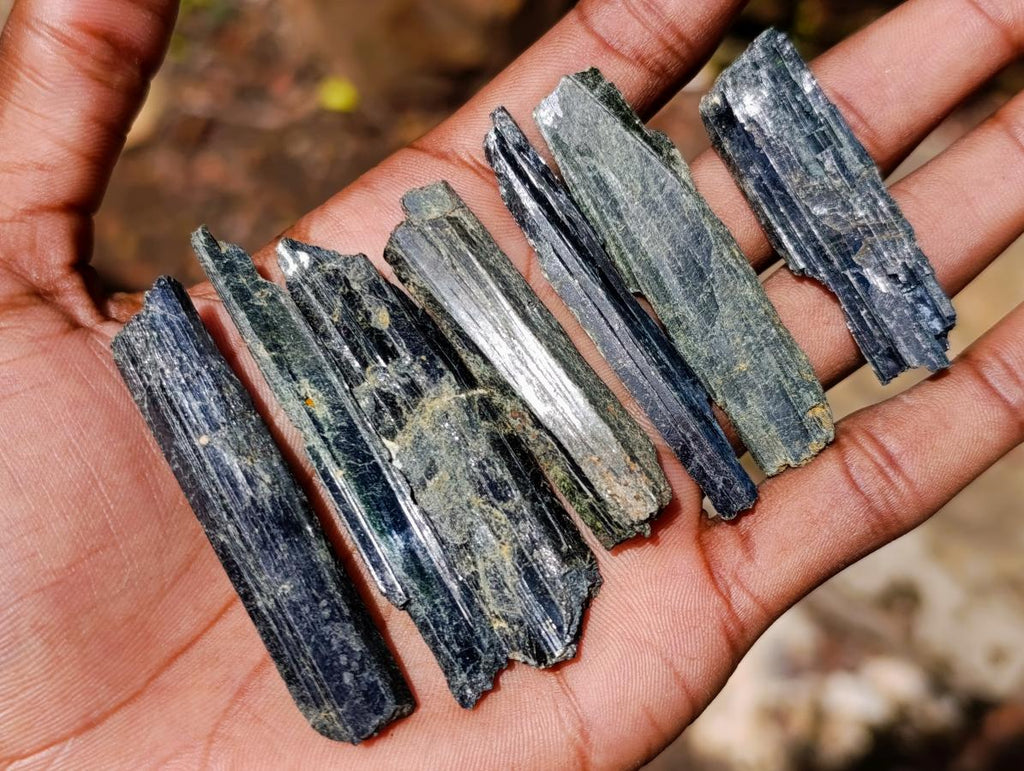 Natural Aegirine Crystals x 1,01 Kg Lot From Zomba, Malawi - Toprock Gemstones and Minerals 