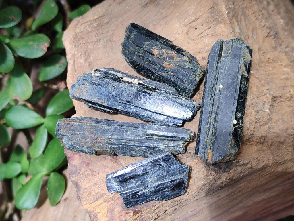 Natural Aegirine Bag of 1,51 Kg Lot From Zomba, Malawi