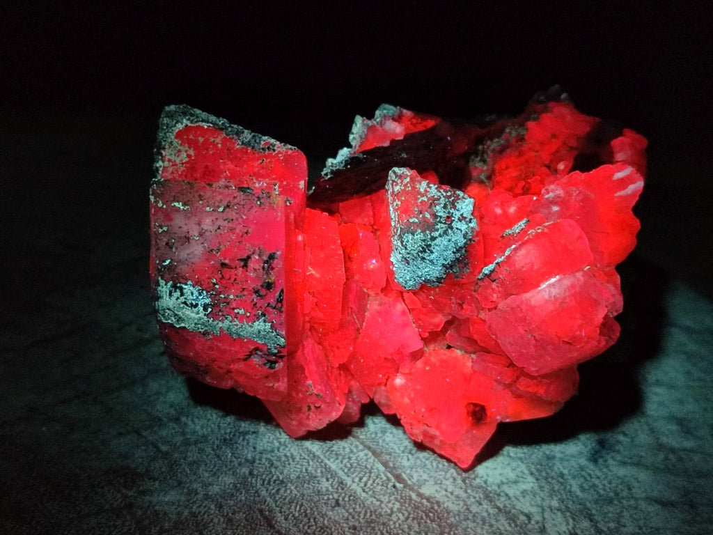 Natural Rhombohedral and Spearhead Calcite Specimens with Phosphorus Aragonite x 3 From Albert's Mountain, Lesotho