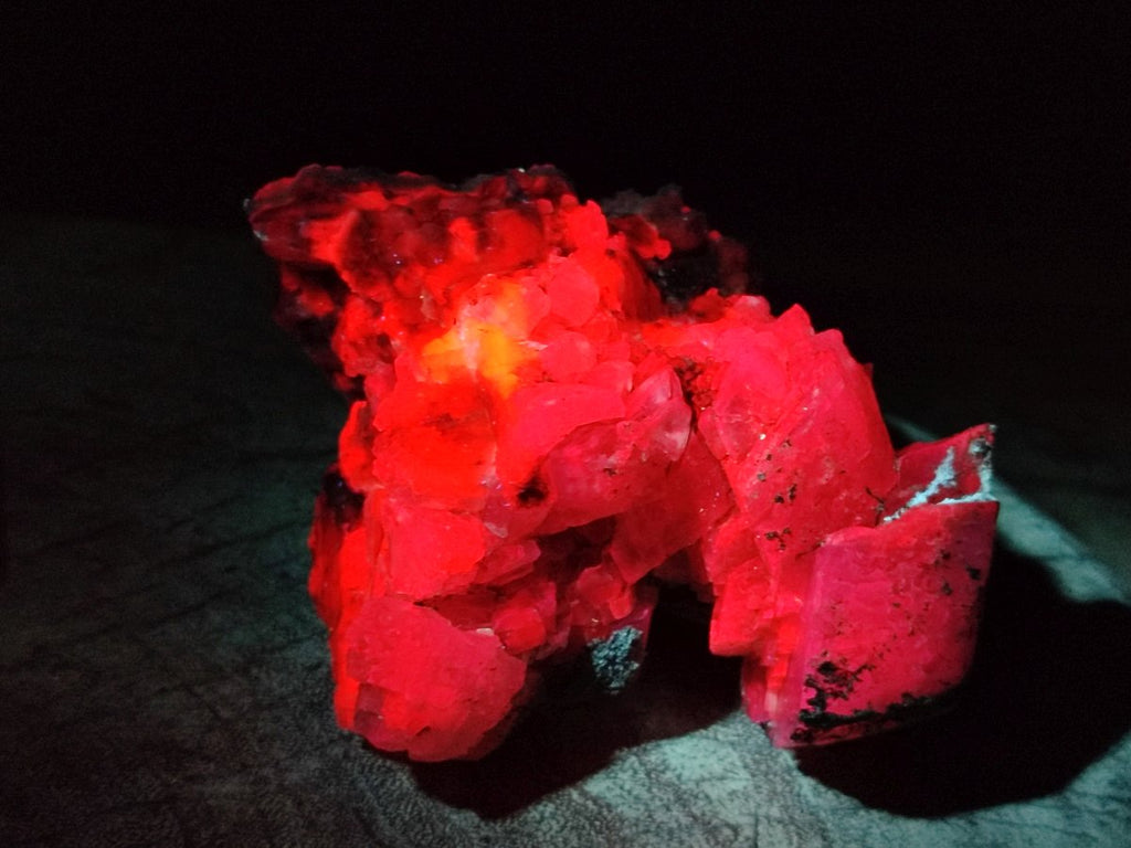 Natural Rhombohedral and Spearhead Calcite Specimens with Phosphorus Aragonite x 3 From Albert's Mountain, Lesotho