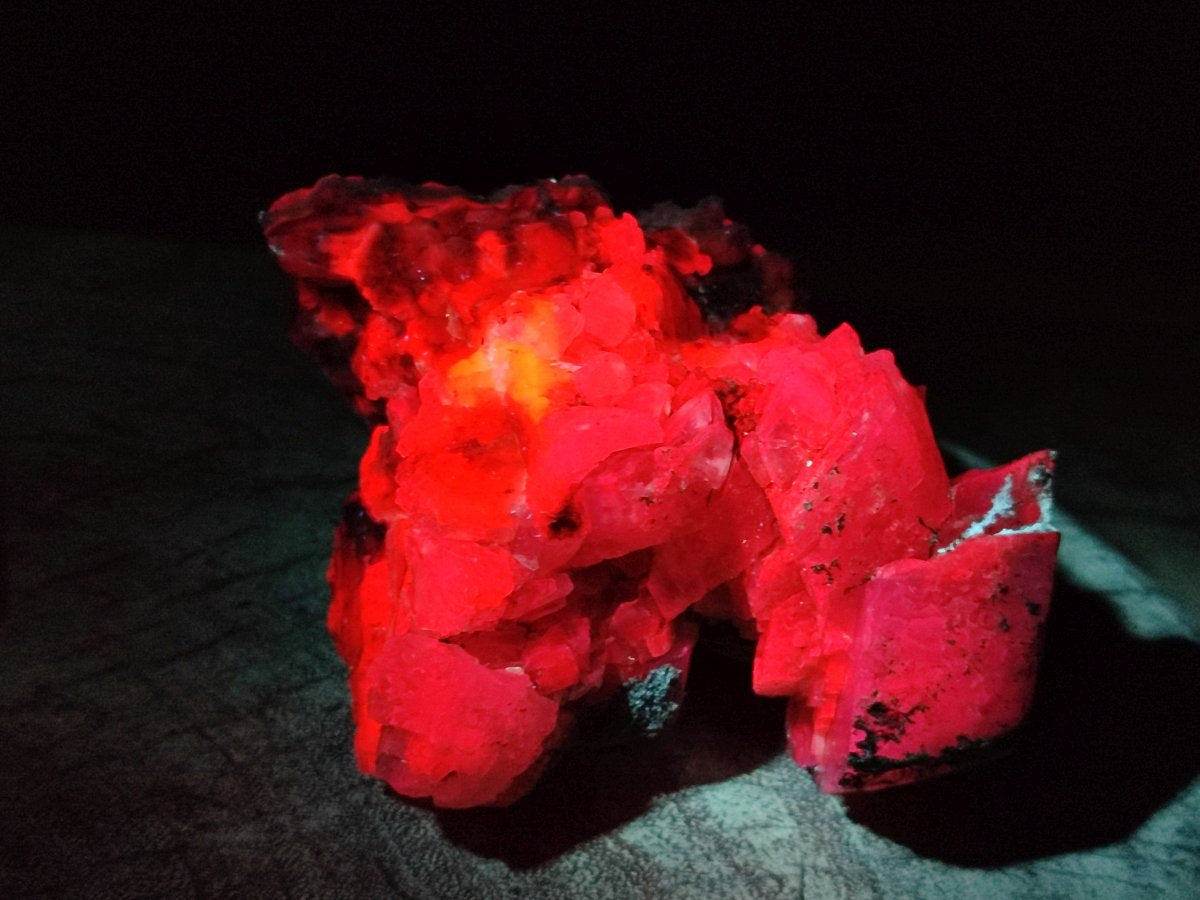Natural Rhombohedral and Spearhead Calcite Specimens with Phosphorus Aragonite x 3 From Albert's Mountain, Lesotho