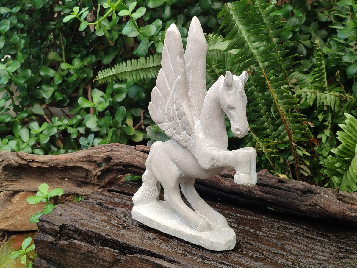 Hand Made Large Sparkling White Marble Pegasus Flying Horse Carving x 1 From Zimbabwe