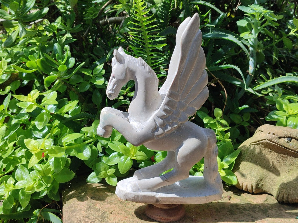 Hand Made Large Sparkling White Marble Pegasus Flying Horse Carving x 1 From Zimbabwe