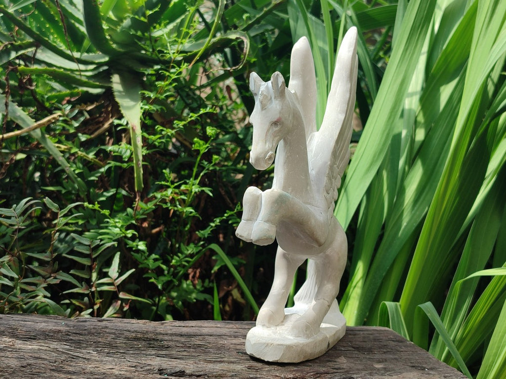 Hand Made Large Sparkling White Marble Pegasus Flying Horse Carving x 1 From Zimbabwe